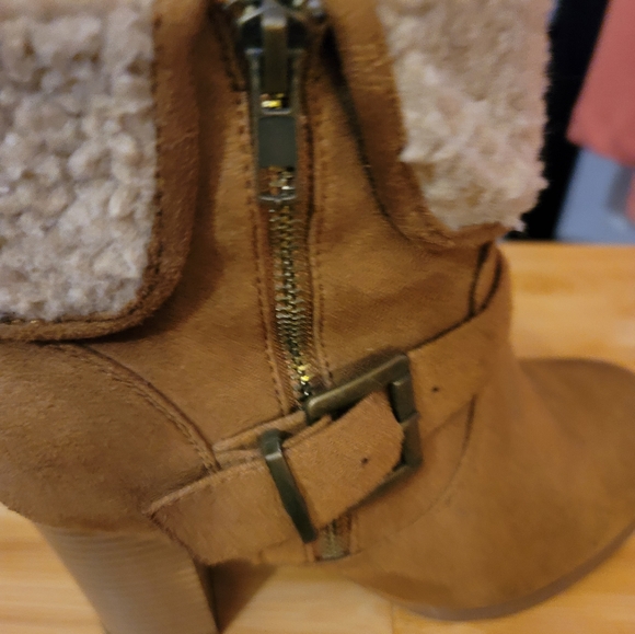 FOREVER SIZE 7 LADIES SUEDE SHERPA ANKLE HIKING BOOTS - Picture 5 of 10